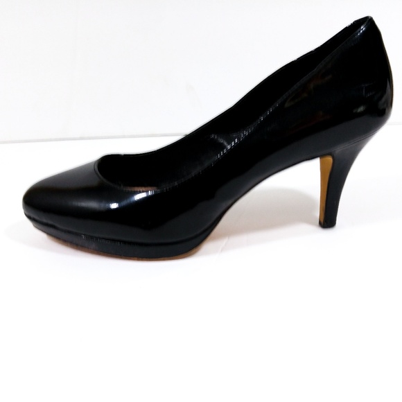 Vince Camuto Shoes - Vince Camuto Heels Black Pumps Womens Sz 8.5 😻
